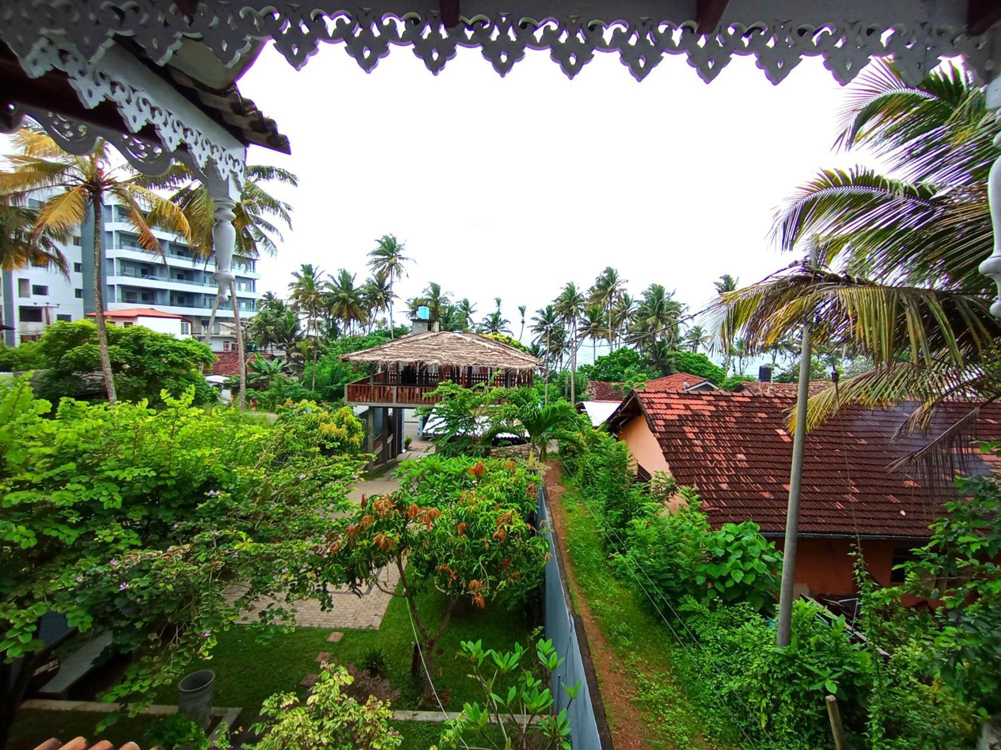 Lavender Mirissa Hotel Exterior photo