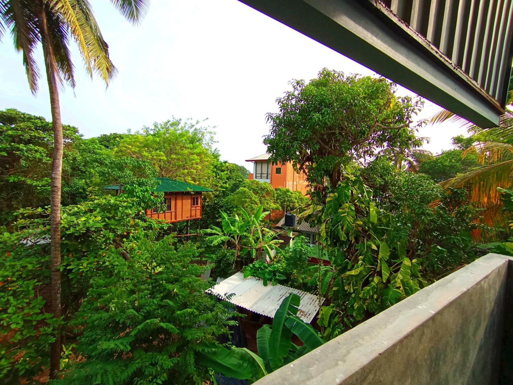 Lavender Mirissa Hotel Exterior photo